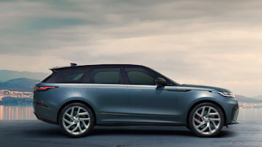 Range Rover Velar SV Auto - side