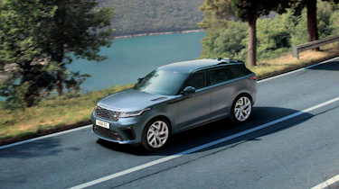 Range Rover Velar SV Auto - front quarter