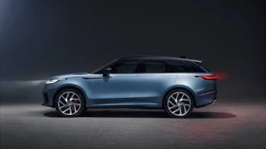 Range Rover Velar SV Auto - side