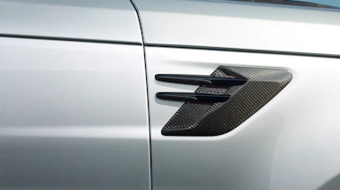 Range Rover Sport Ingenium side vent