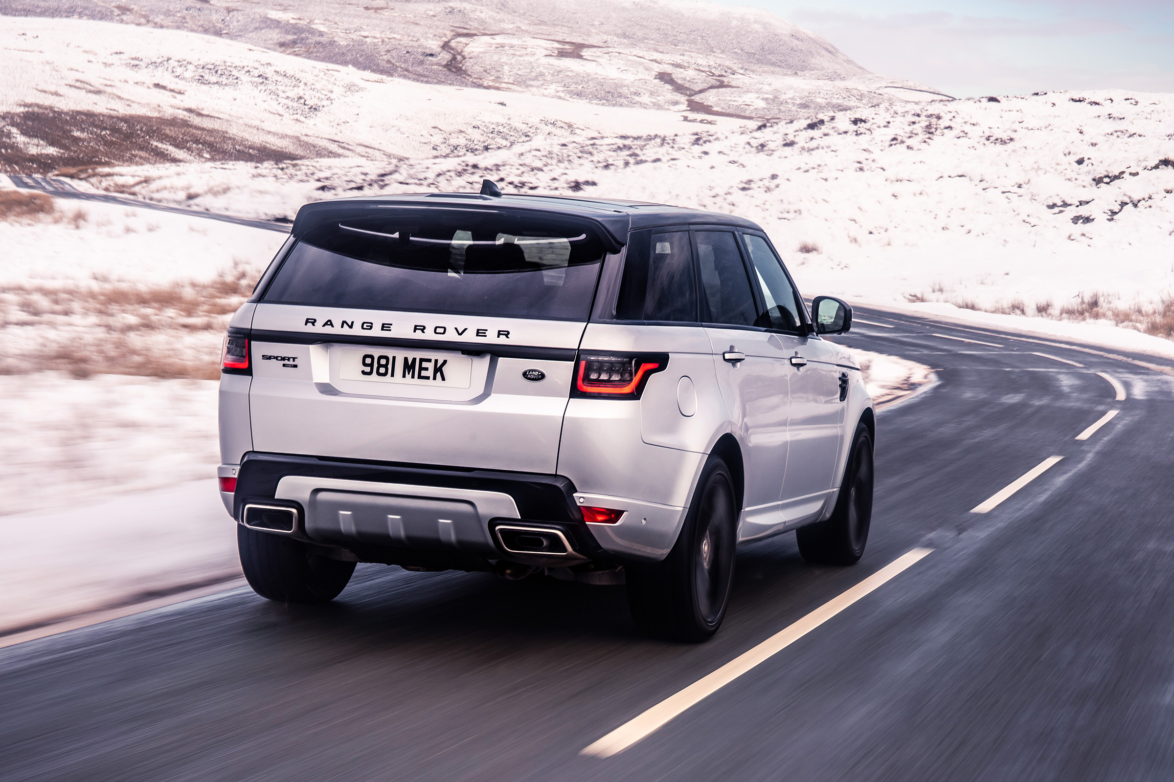 Range Rover Sport Ingenium rear