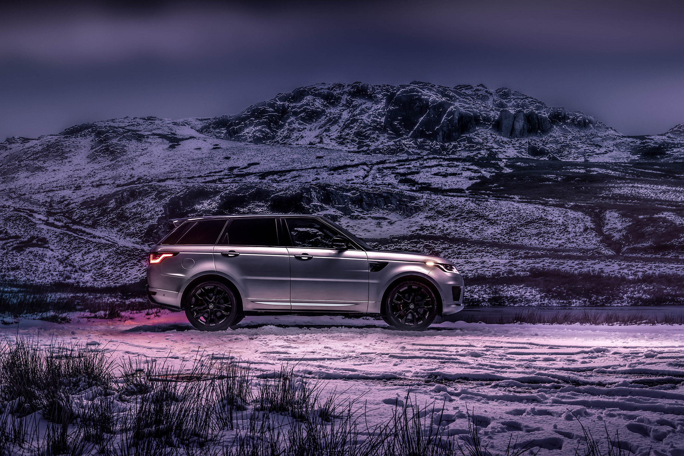 Range Rover Sport Ingenium side