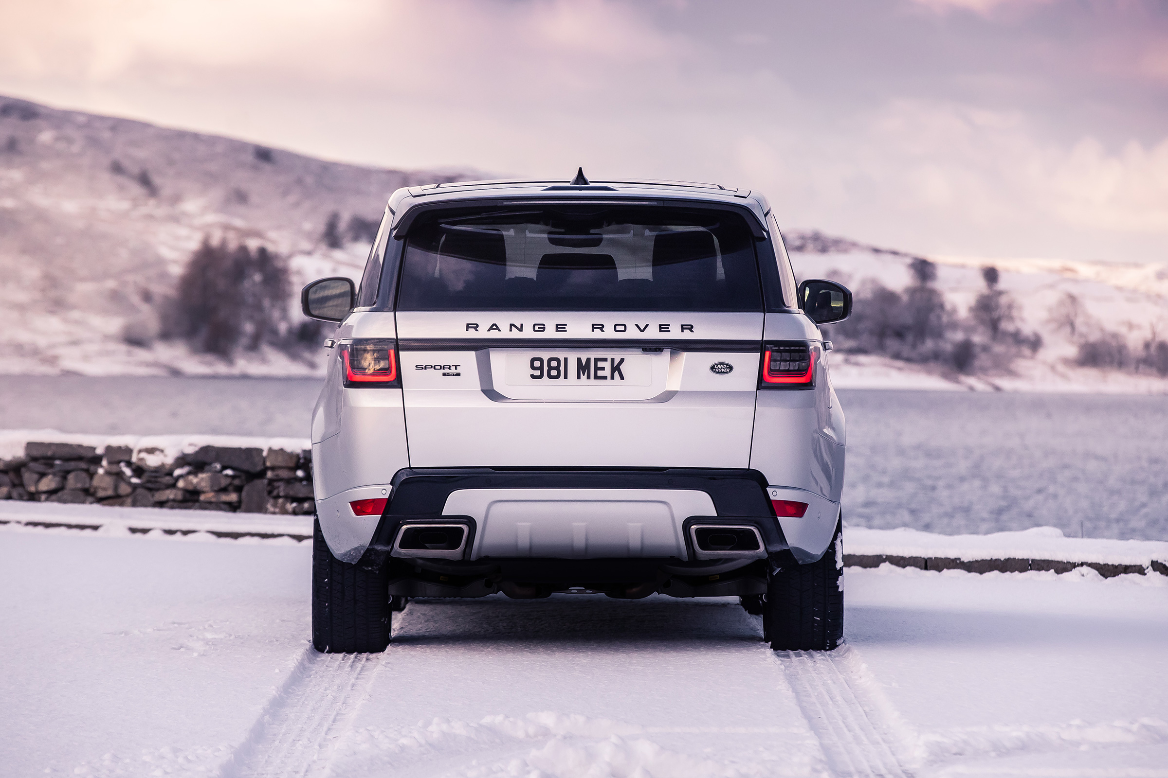 Range Rover Sport Ingenium rear