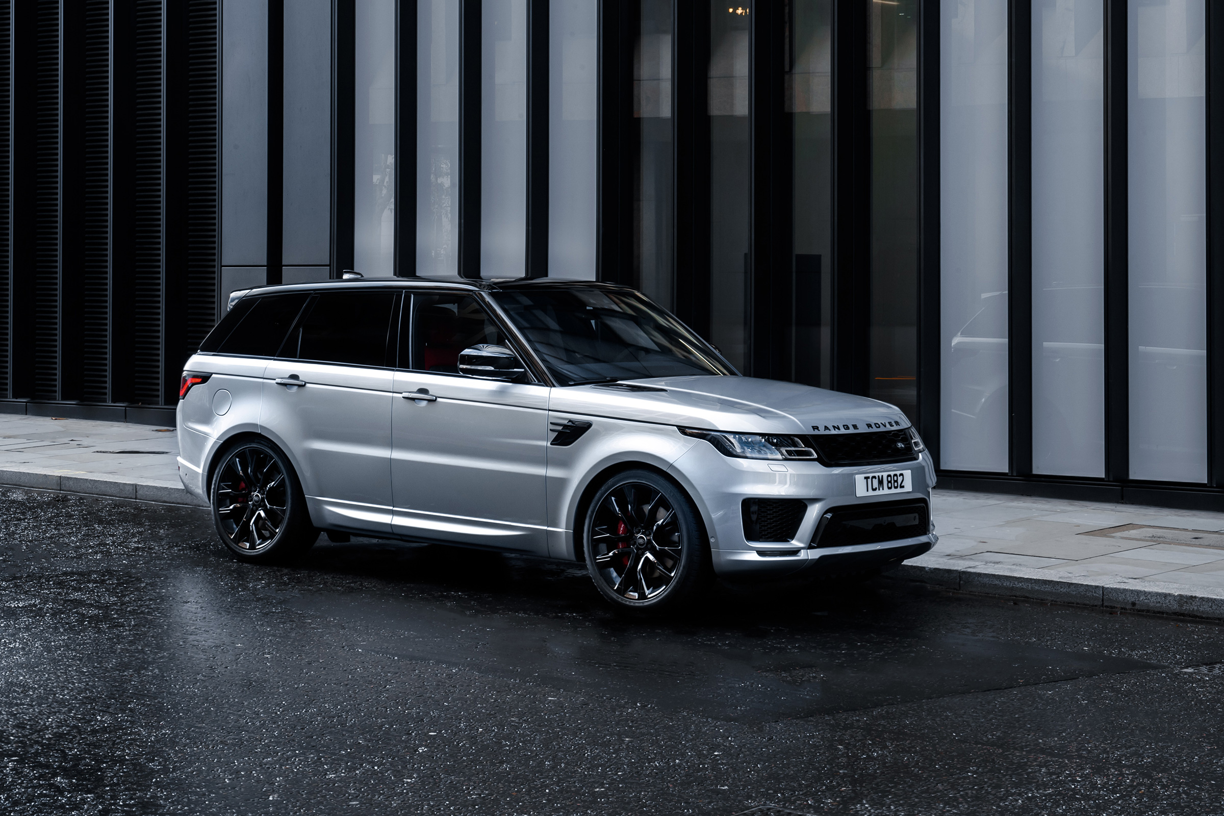 Range Rover Sport Ingenium front