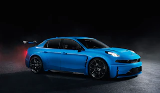 Lynk & Co 03 Cyan Concept front