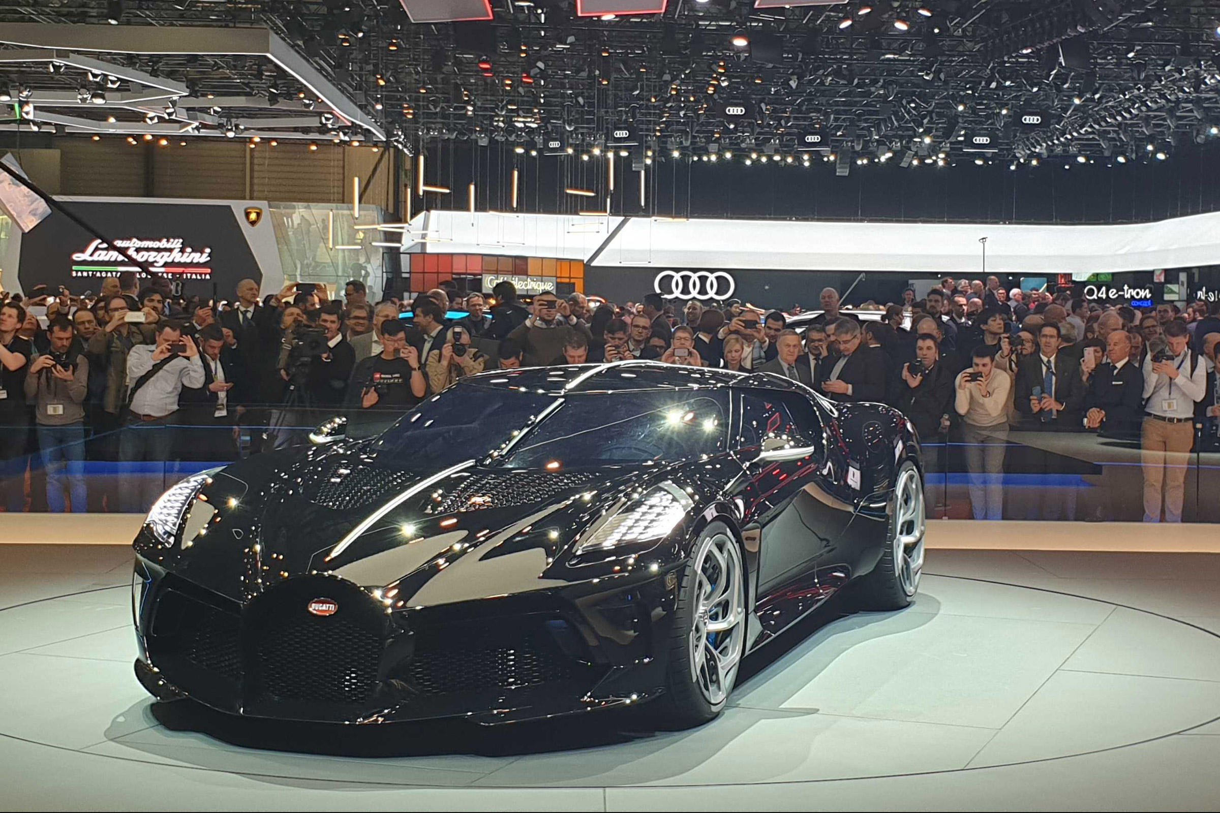 Bugatti La Voiture Noire at Geneva 2019 front
