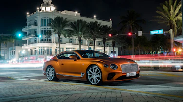 Bentley Continental GT V8 - front quarter