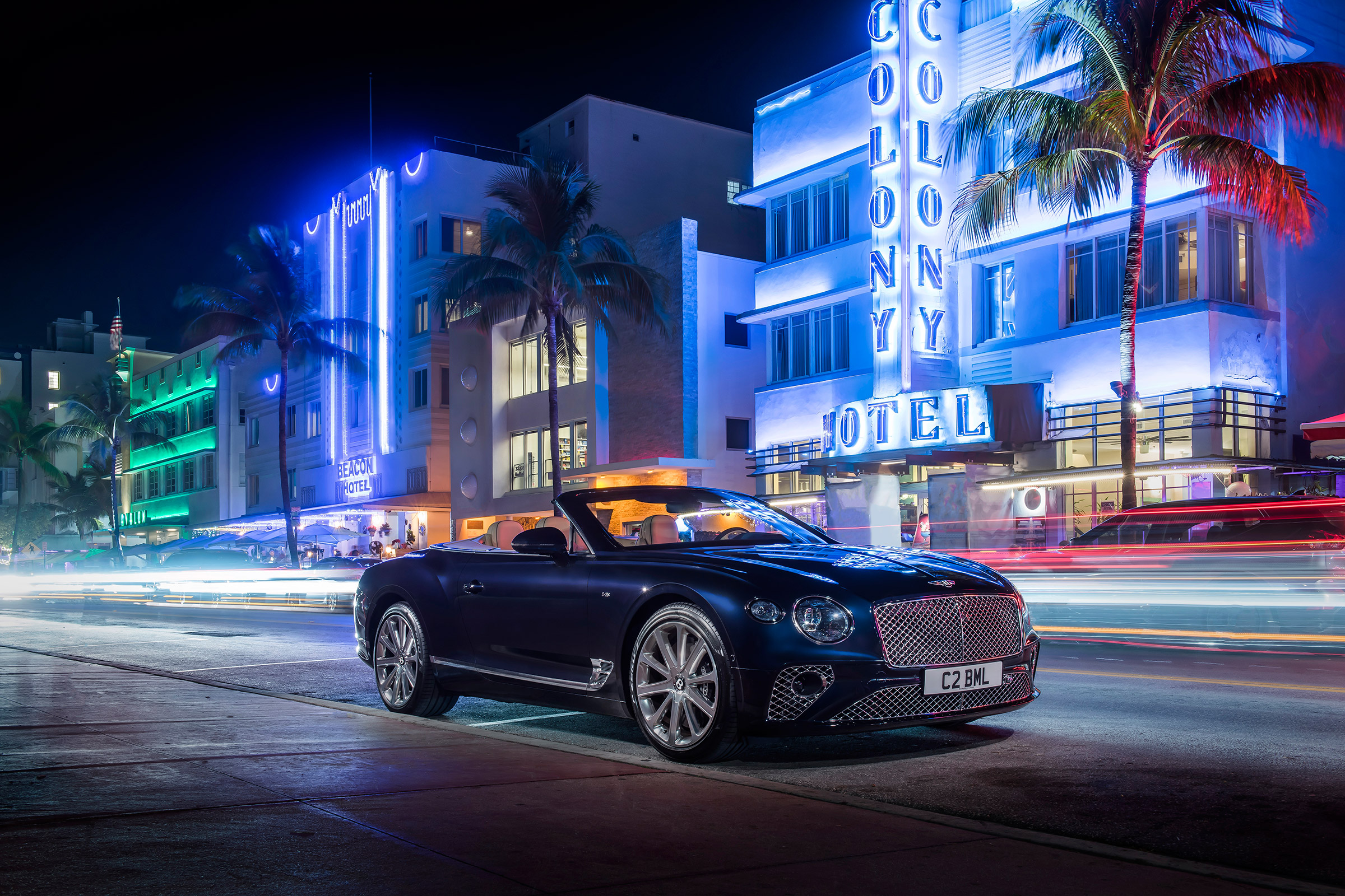 Bentley Continental GT Convertible V8 - night