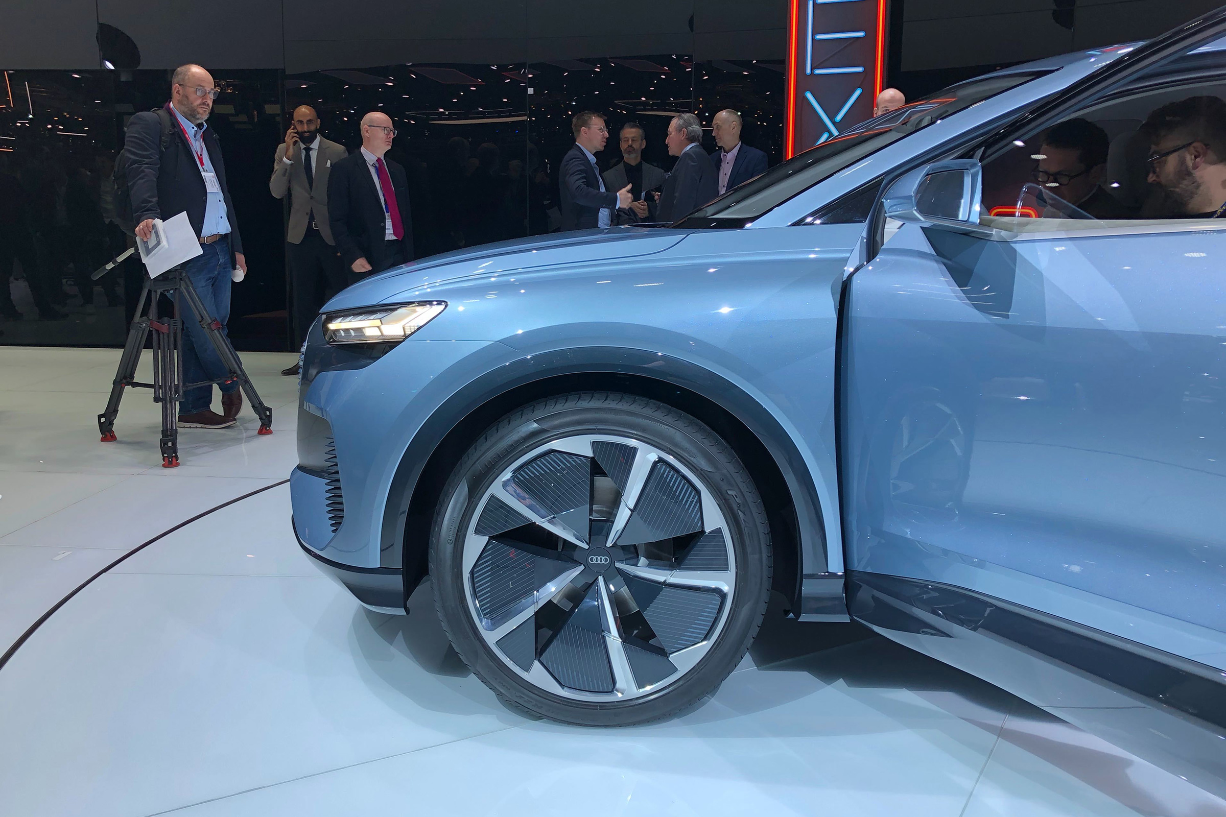 Audi Q4 e-tron concept