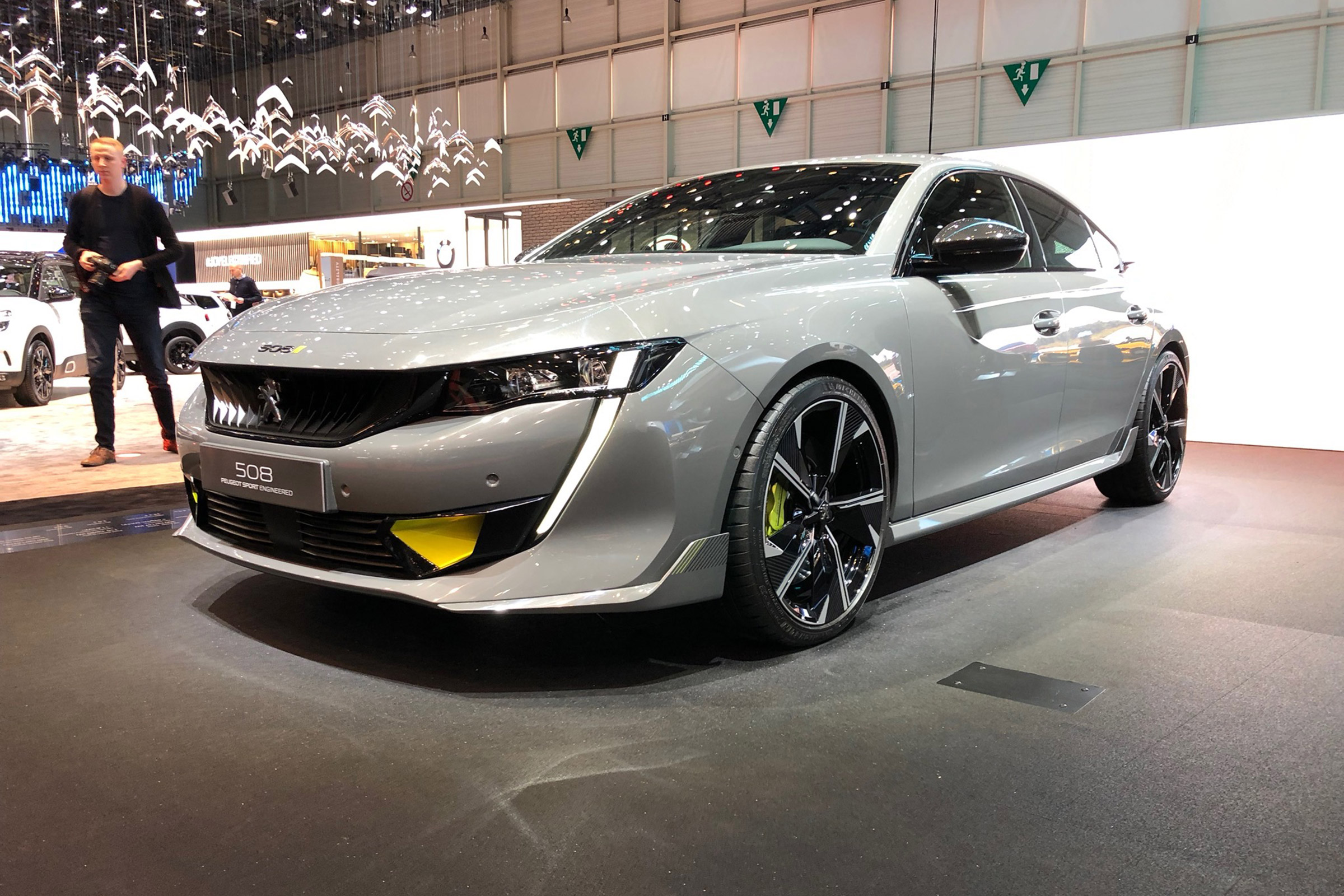 Peugeot 508 PSE - front quarter live