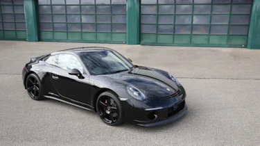 RUG GT - front quarter