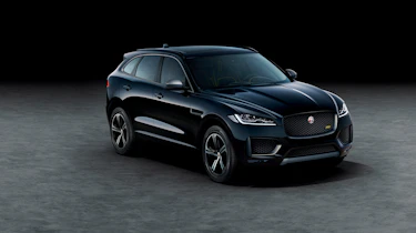 Jaguar F-Pace Chequered - front quayrer