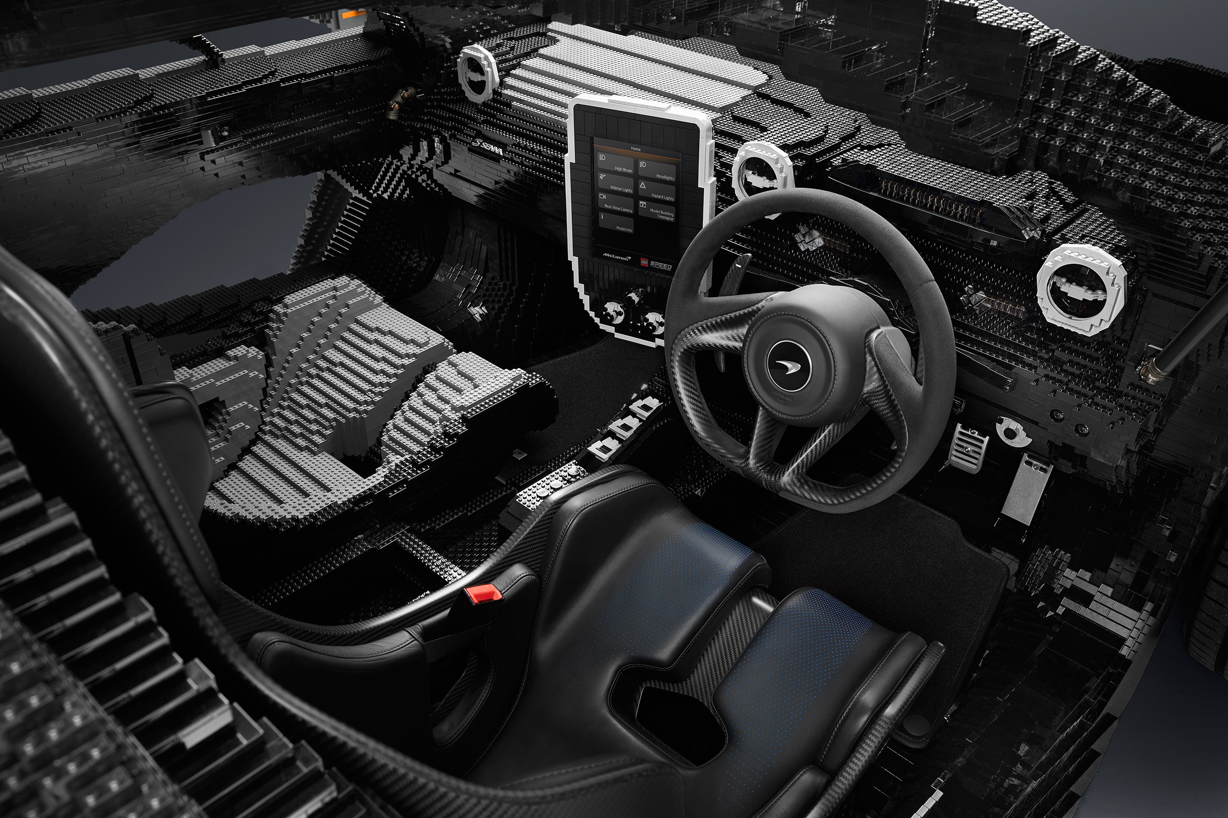 Lego Senna interior