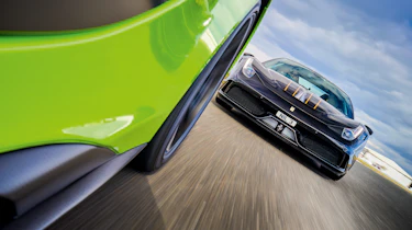 McLaren 675LT vs Ferrari 458 Speciale