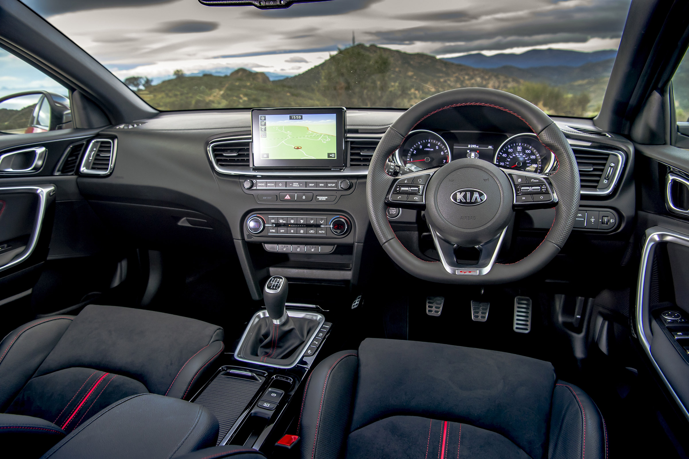 Kia Ceed GT review - interior
