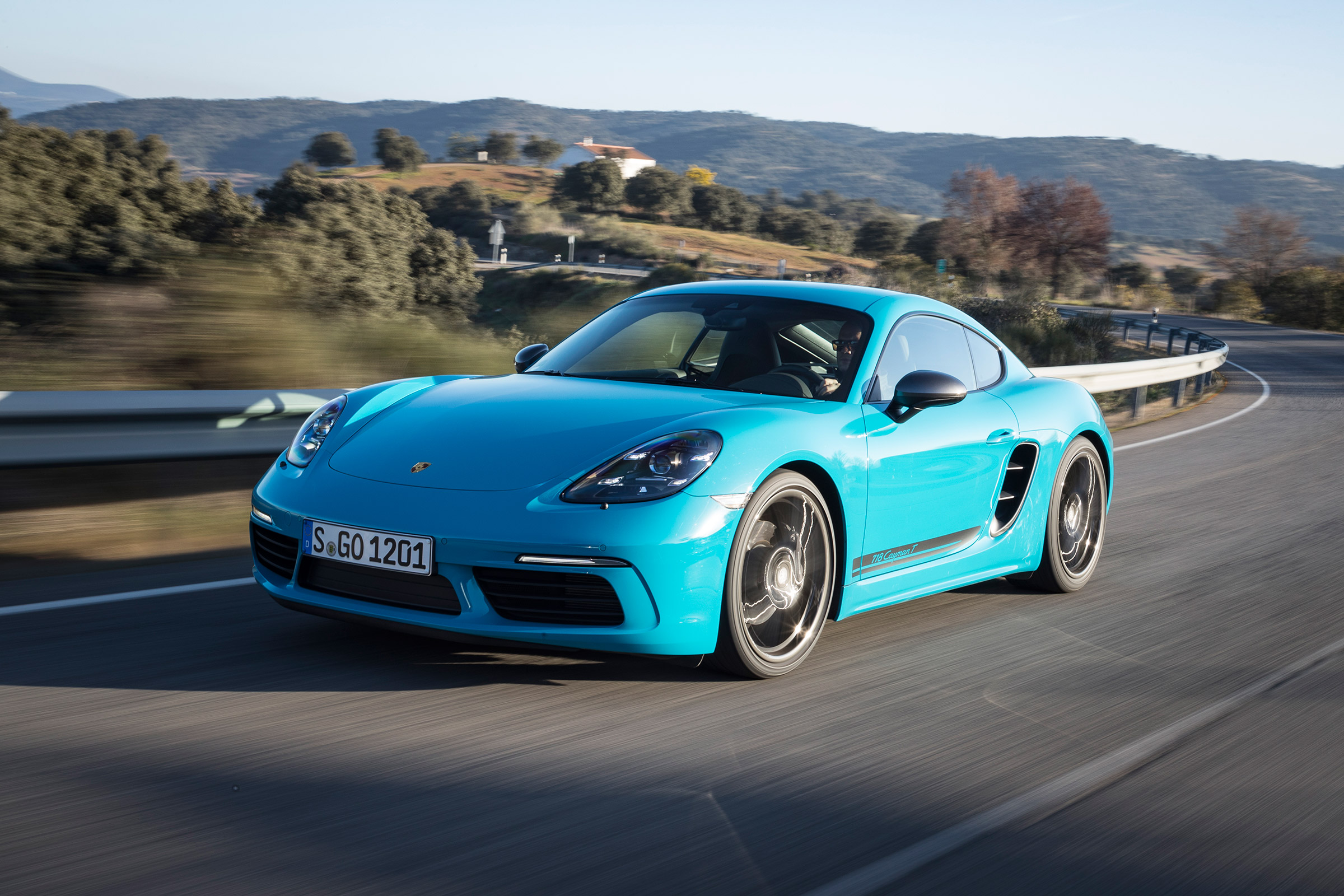 Porsche 718 Cayman T review - nose