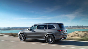 Mercedes GLS - side