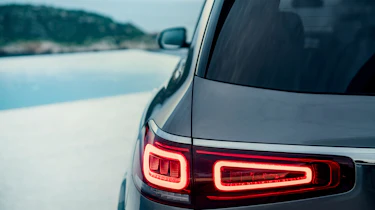 Mercedes GLS - rear lights