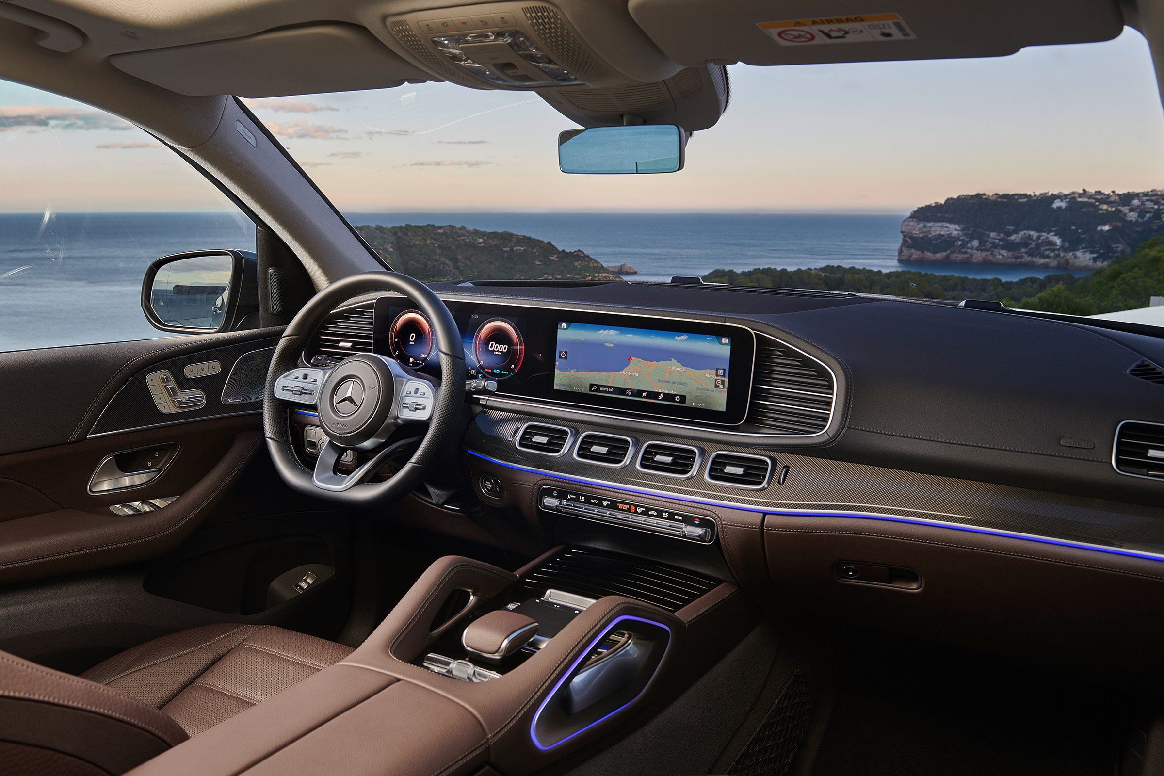 Mercedes GLS - dash