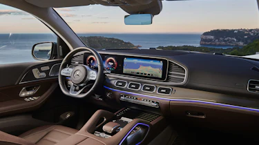 Mercedes GLS - dash