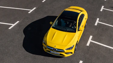 Mercedes-AMG CLA35 - top