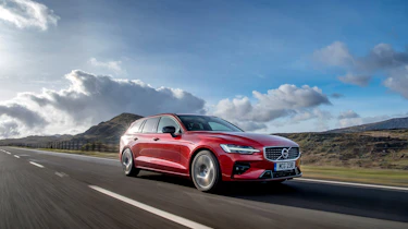 Volvo V60 R-design - side