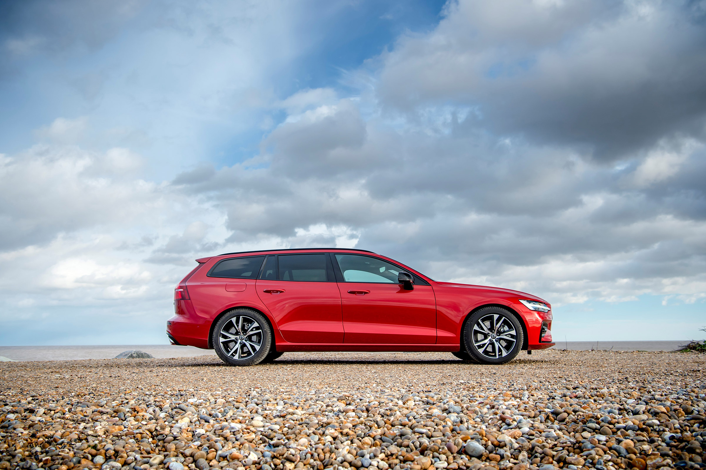 Volvo V60 R-design - profile