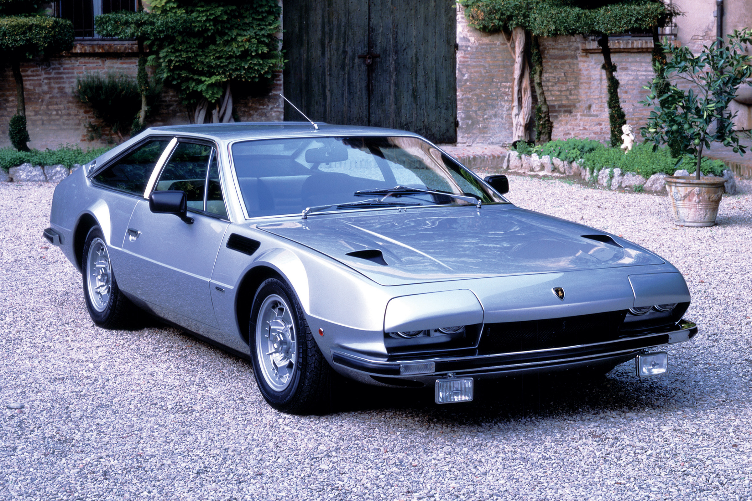 Lamborghini Jarama