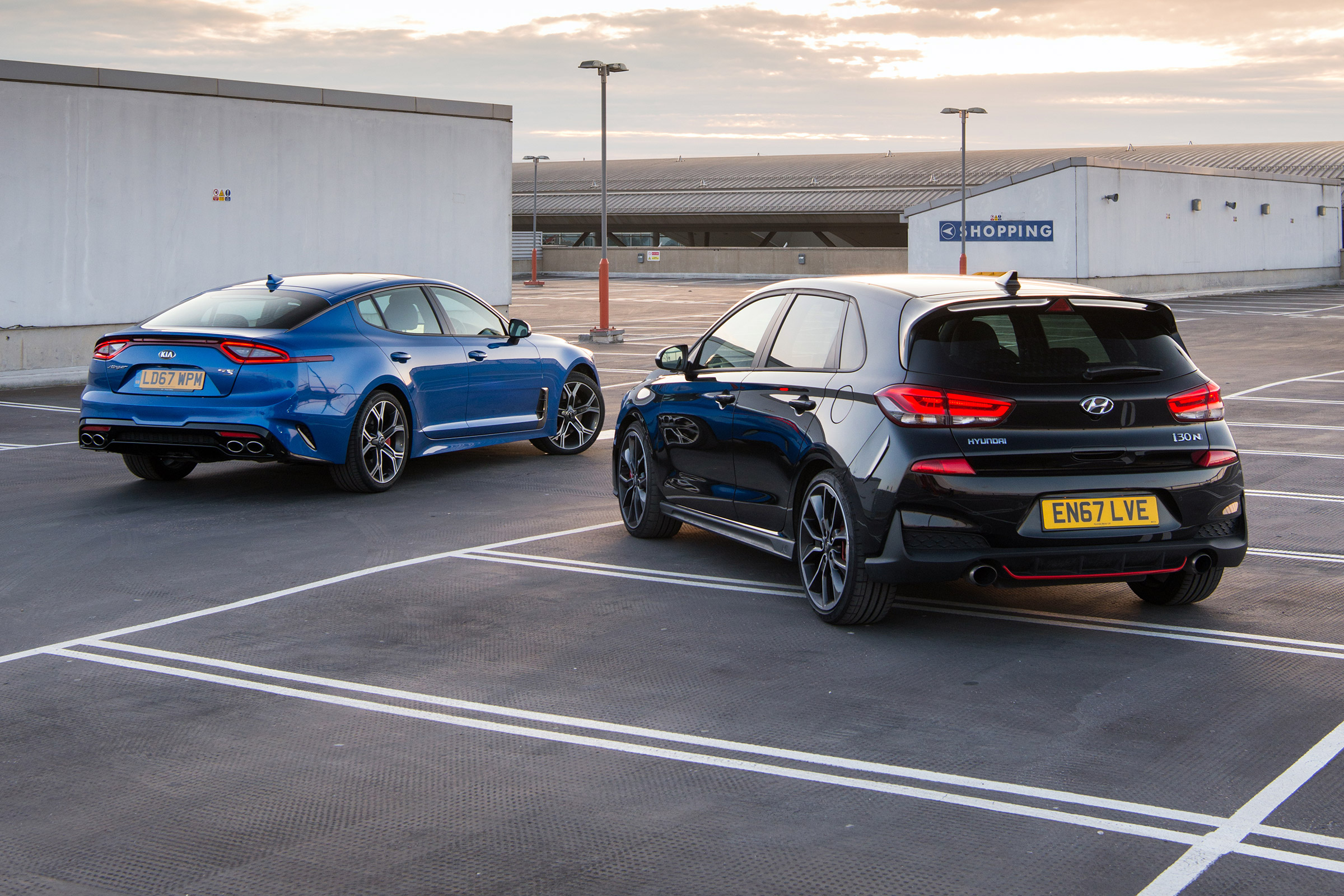 Hyundai i30 N and Kia Stinger GT S - static