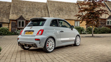 Abarth reveals 595 Esseesse