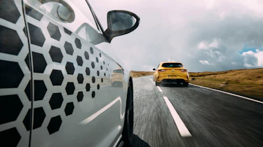 VW GTI TCR vs Megane RS Trophy - window