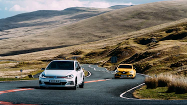 VW GTI TCR vs Megane RS Trophy - fronts