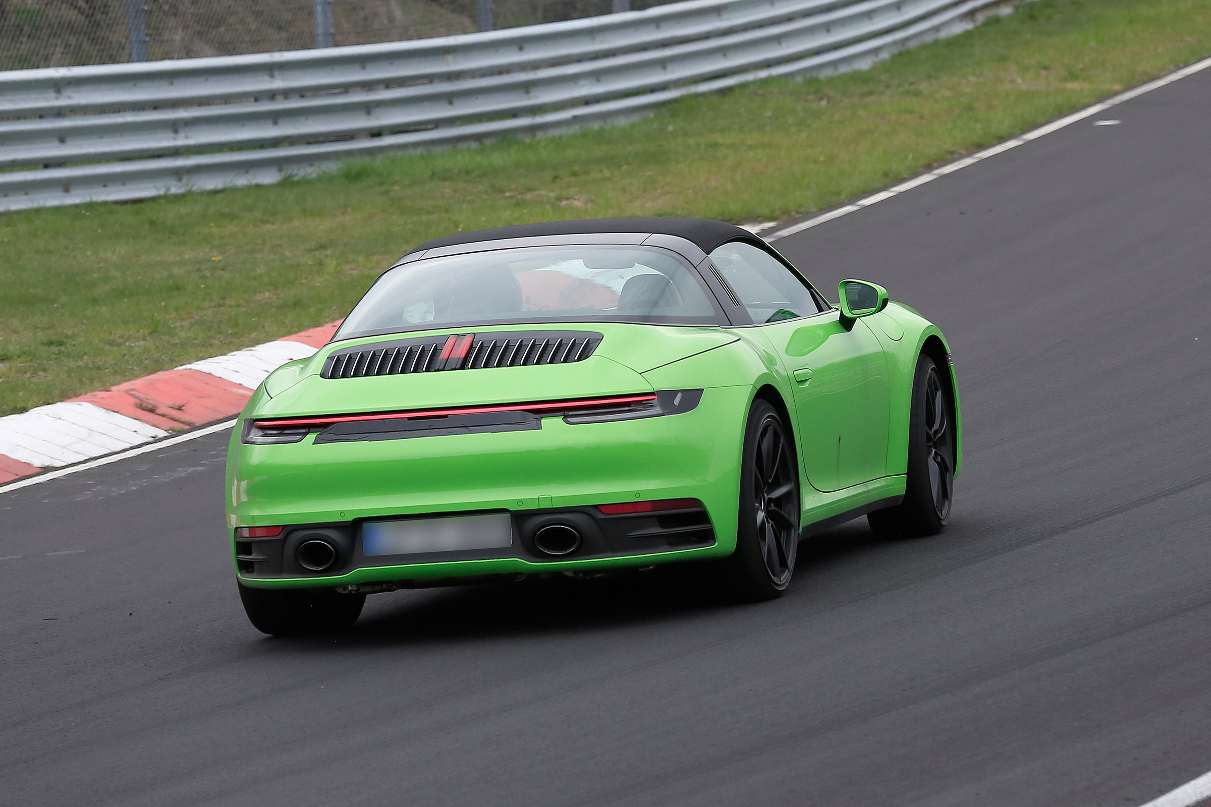 Porsche 911 Targa spy - rear