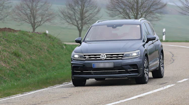 Volkswagen Tiguan R spy - front