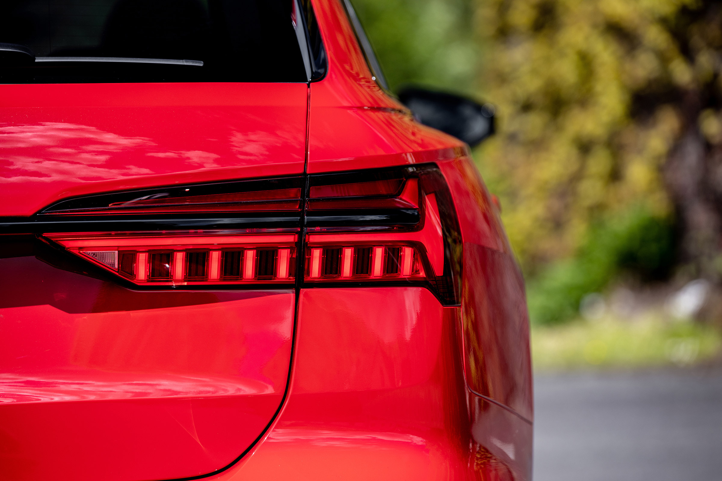 Audi S6 TDI - rear lights