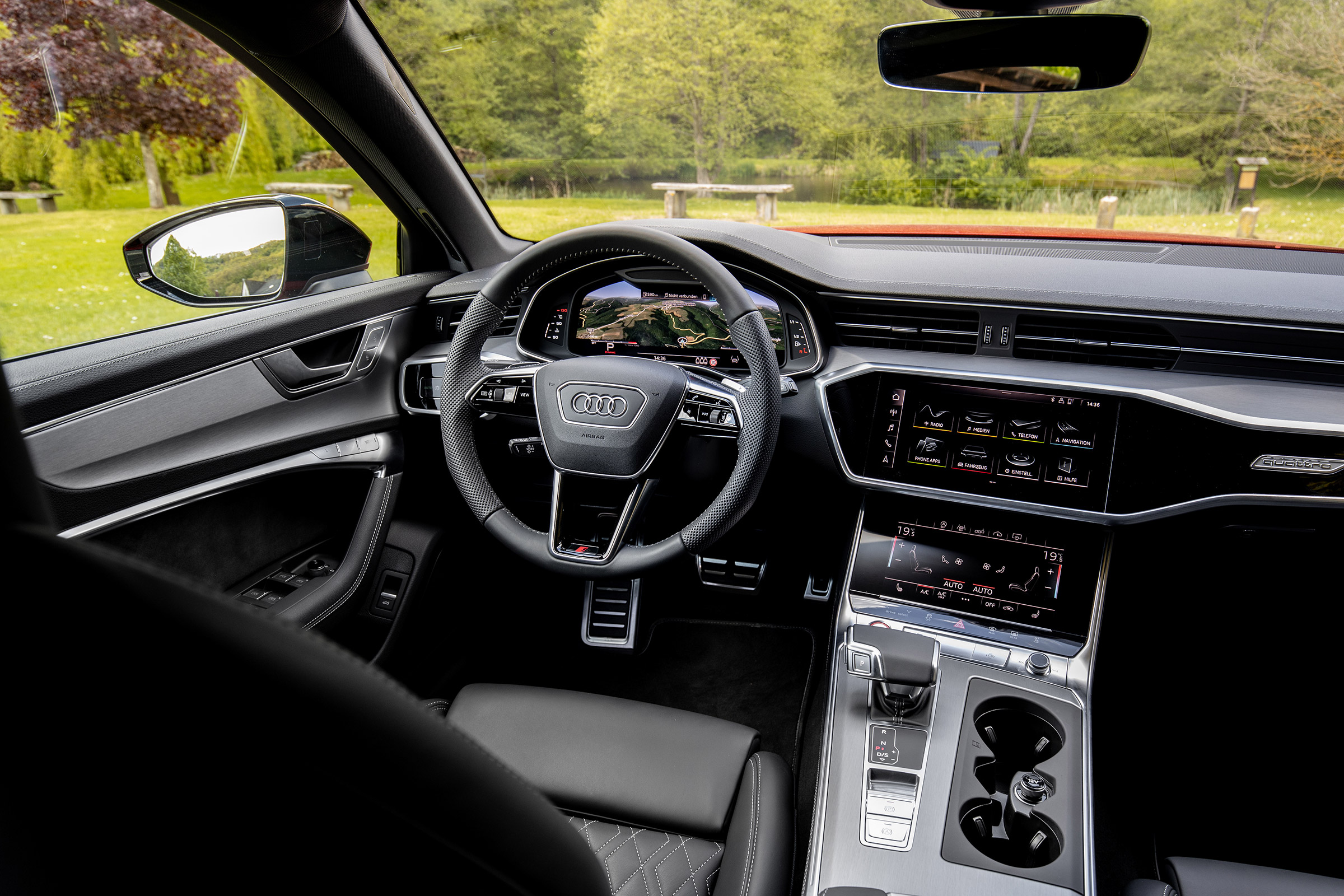 Audi S6 TDI - dash