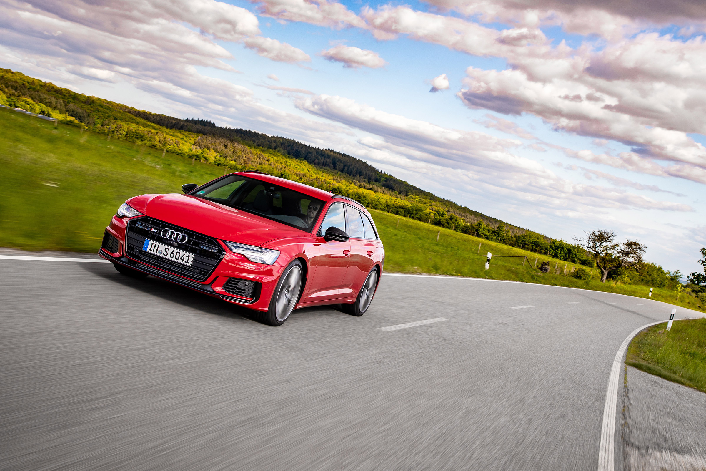 Audi S6 TDI - front quarter