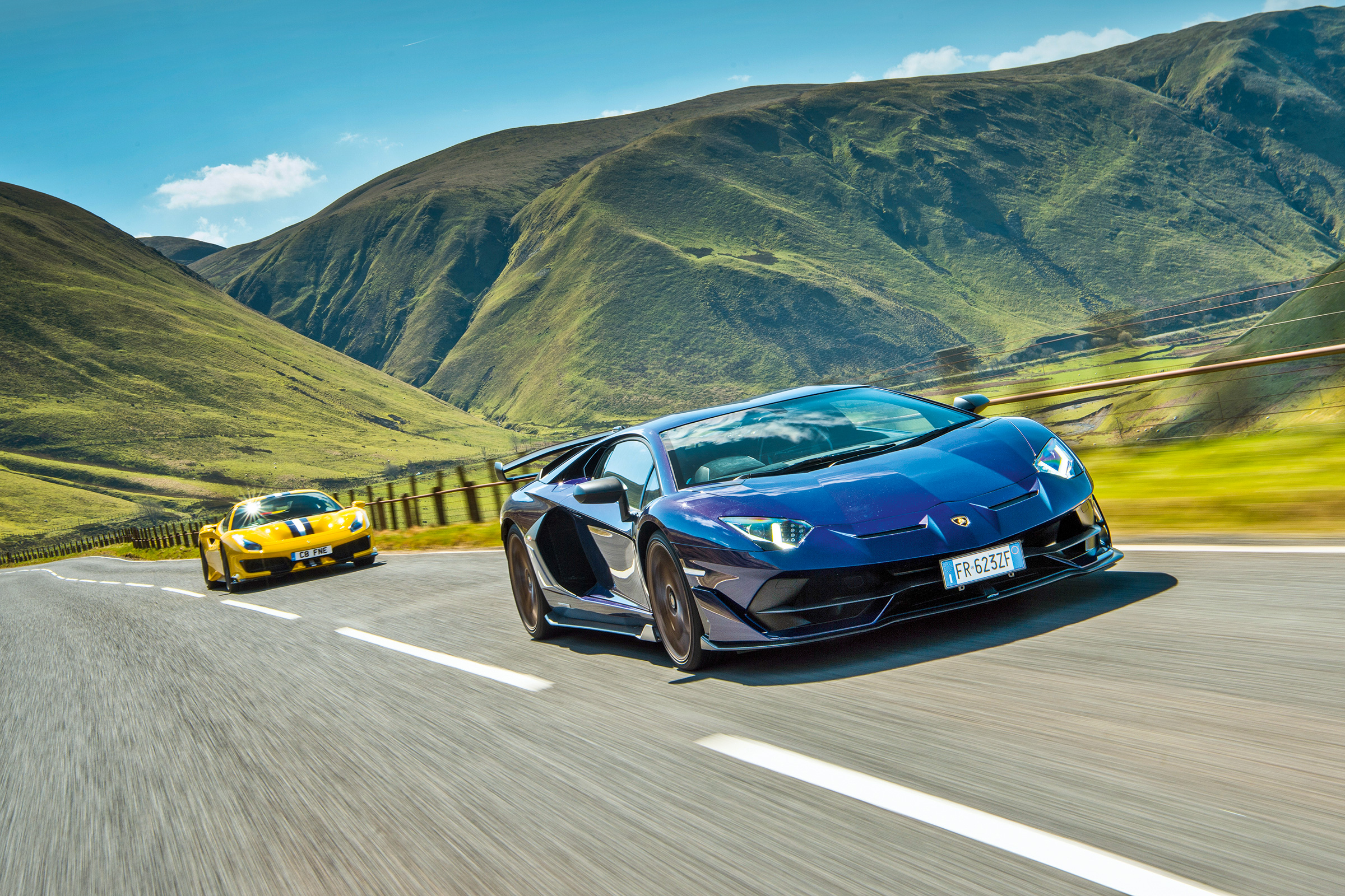 Lamborghini Aventador SVJ vs Porsche 911 GT3 RS vs Ferrari 488 Pista vs McLaren 720s track pack