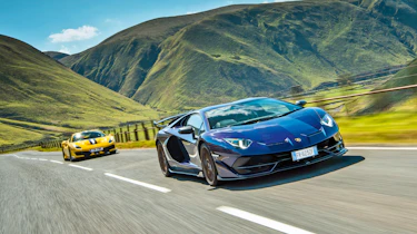 Lamborghini Aventador SVJ vs Porsche 911 GT3 RS vs Ferrari 488 Pista vs McLaren 720s track pack