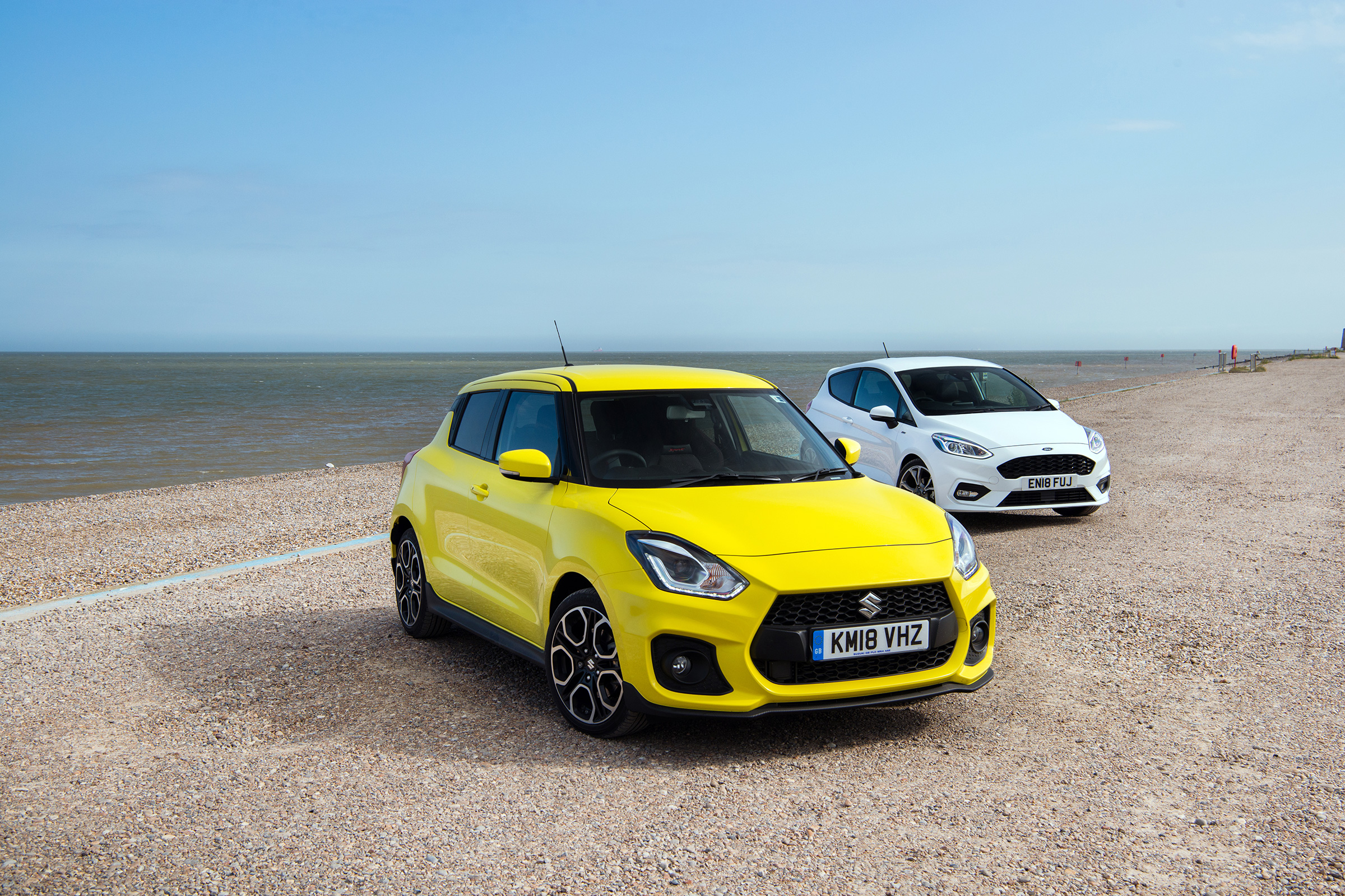 Ford Fiesta ST-line vs Suzuki Swift Sport