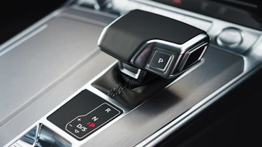 Audi A6 Saloon S-Line - dash