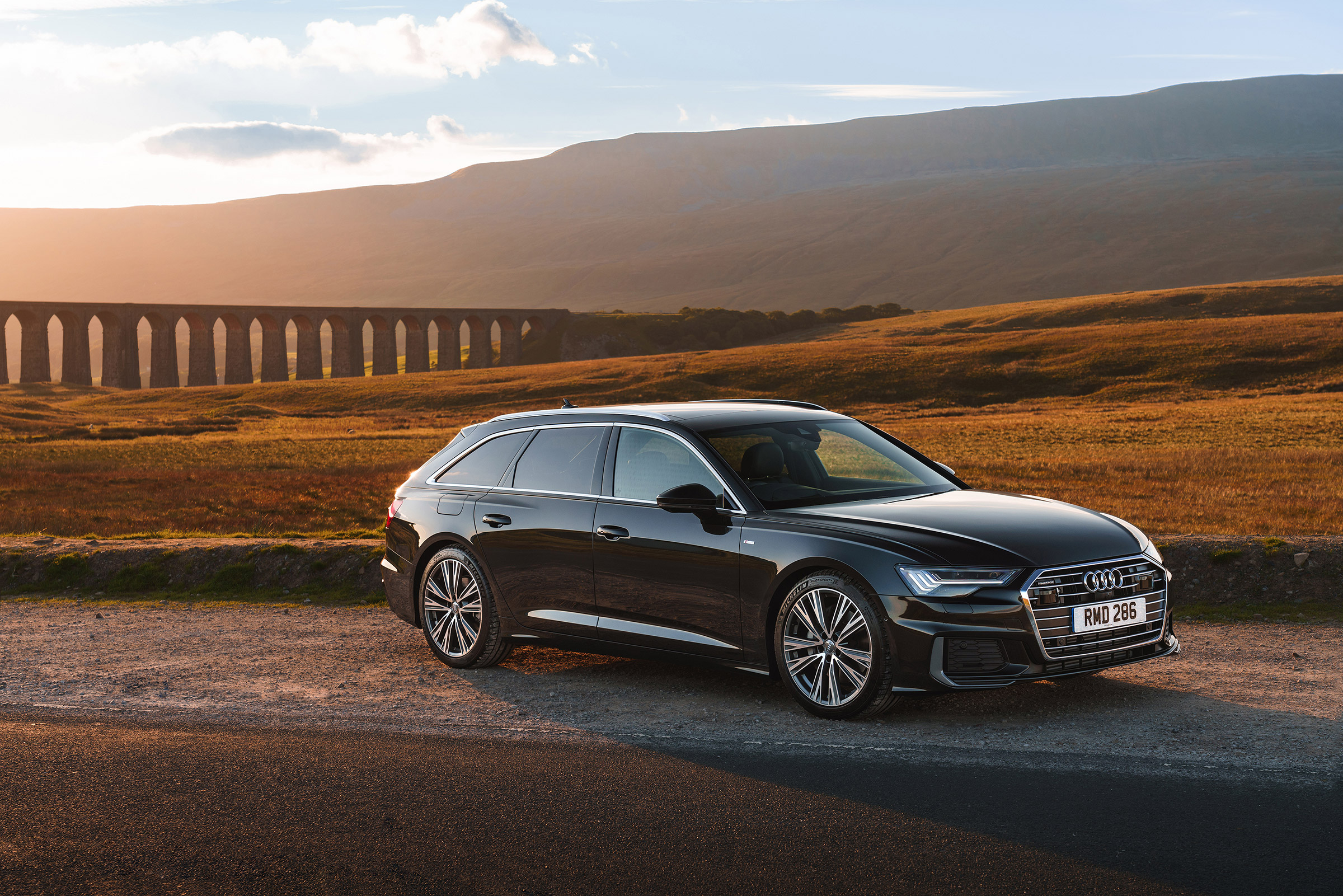 Audi A6 Estate S-Line - front quarter