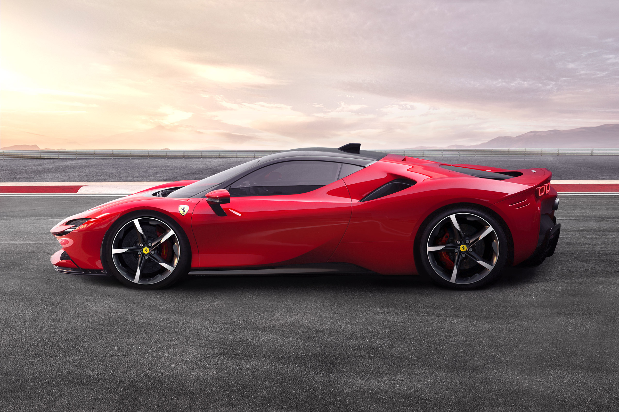 Ferrari SF90 Stradale - side