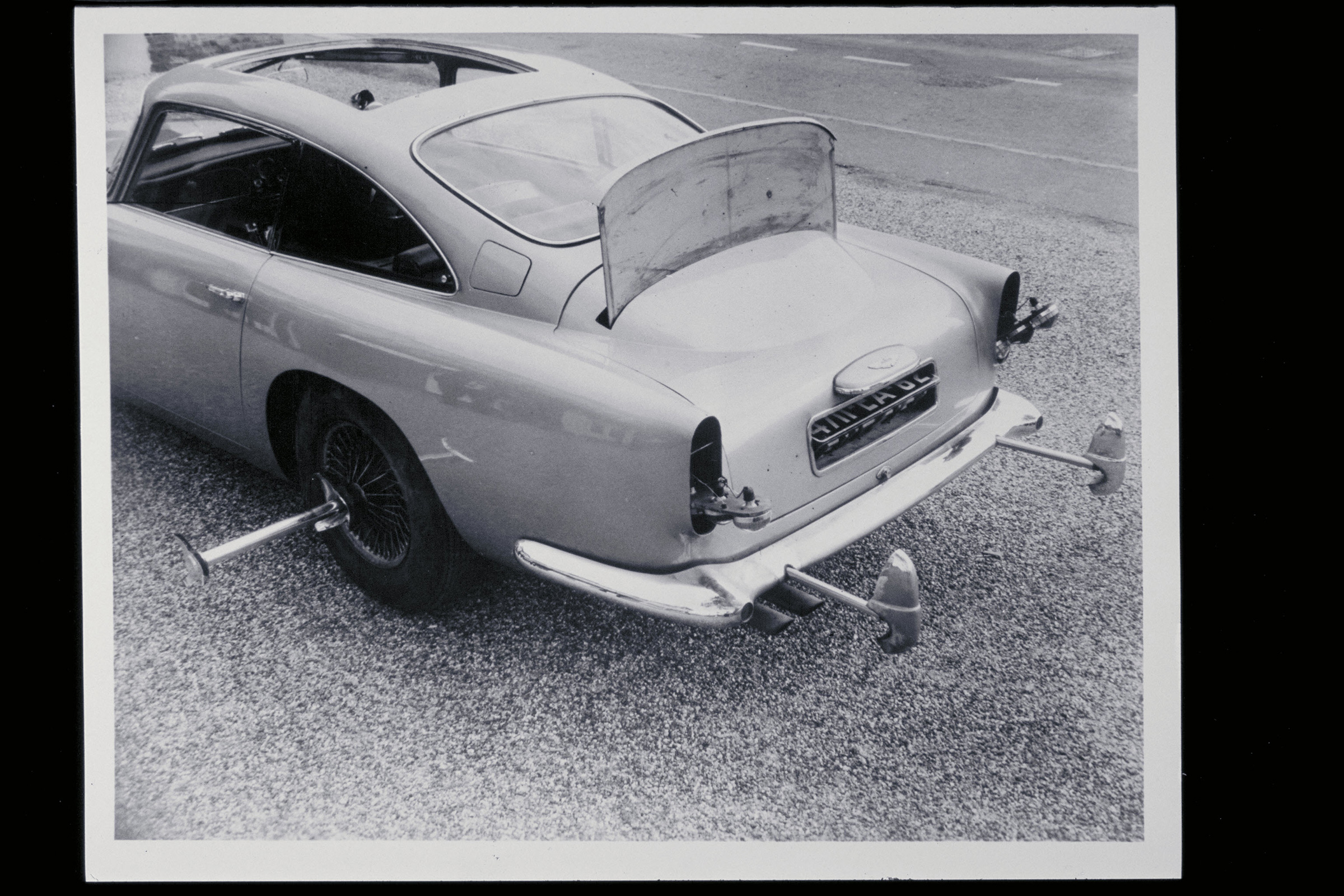 Aston Martin DB5 Goldfinger continuation