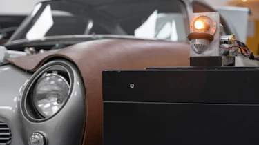 Aston Martin DB5 Goldfinger continuation