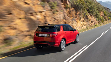 Land Rover Discovery Sport - rear