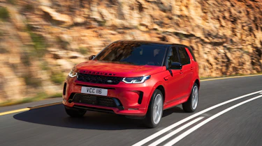 Land Rover Discovery Sport - front