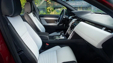 Land Rover Discovery Sport - dash