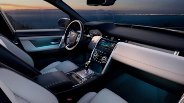 Land Rover Discovery Sport - interior