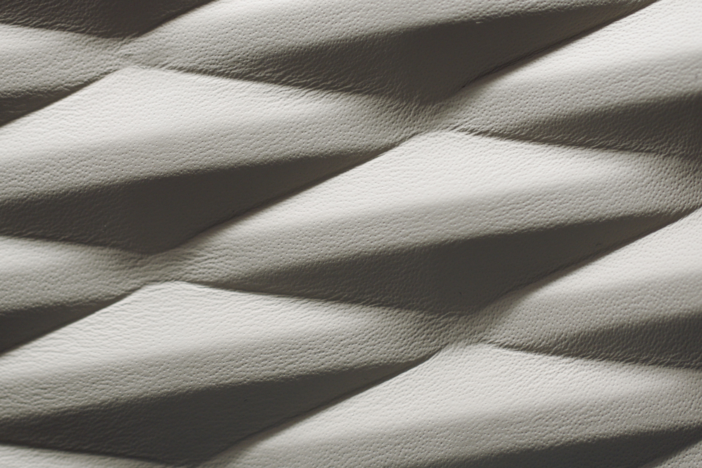 2019 Bentley Flying Spur leather teaser